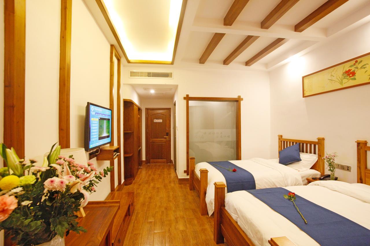 Guihua Road 106Th Hostel Zhangjiajie Bagian luar foto