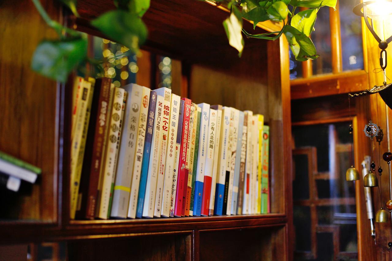 Guihua Road 106Th Hostel Zhangjiajie Bagian luar foto